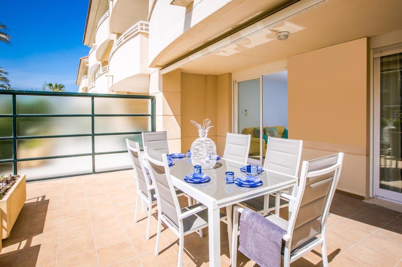 Bajo Con Jardin Privado Apartment Platja de Larenal Exterior photo