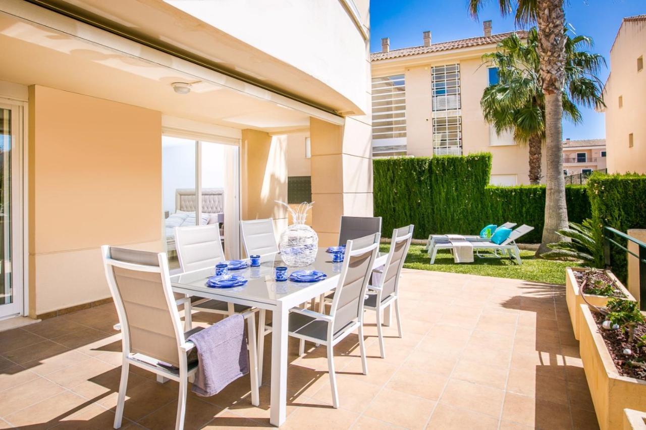 Bajo Con Jardin Privado Apartment Platja de Larenal Exterior photo